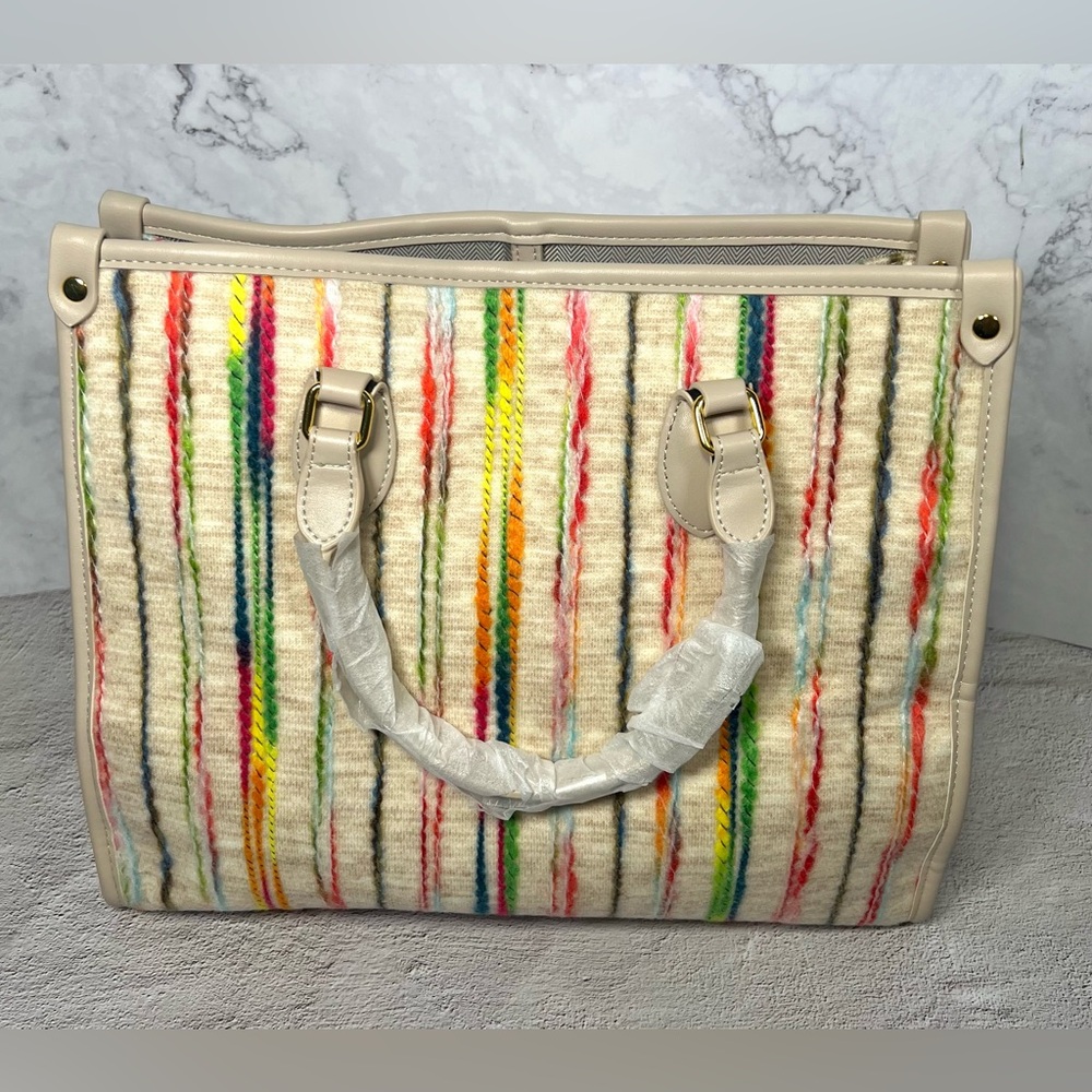 Structured Spring And Summer High Capacity Canvas… - image 1